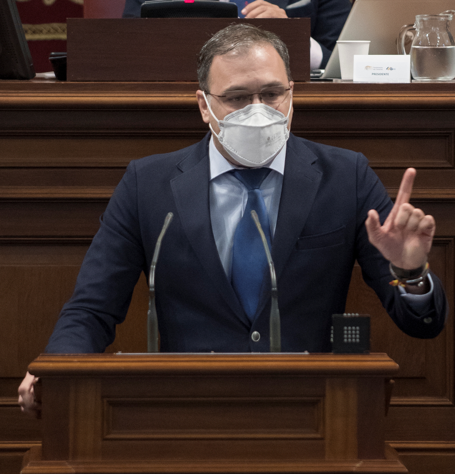 Imagen CarlosEster2.jpg